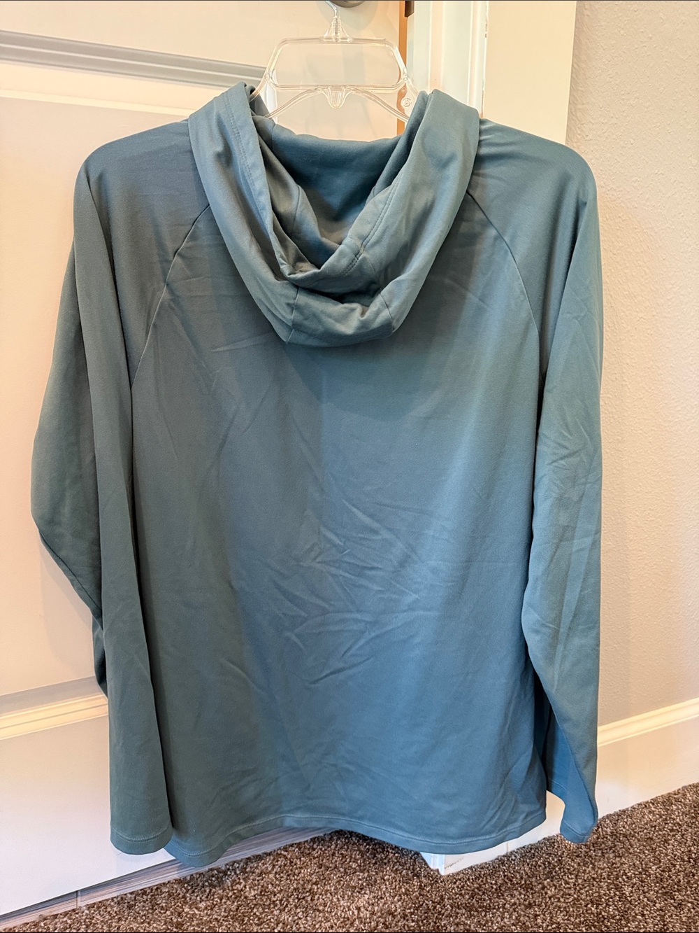 Under Armour Teal Pullover Hoodie with Black Logo - Picture 4 of 4